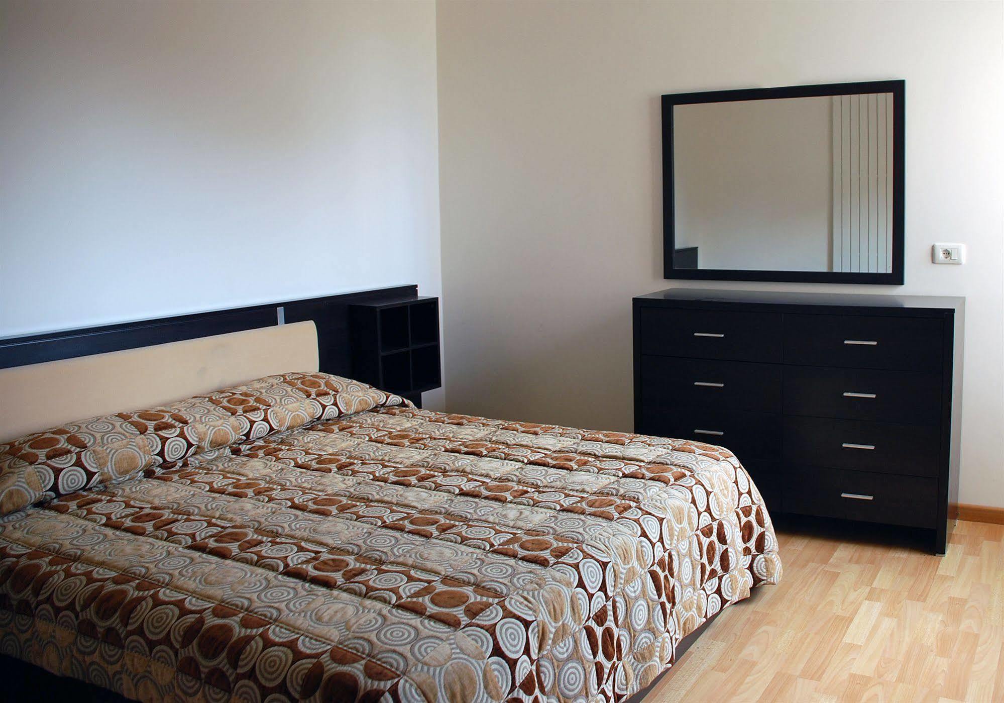 City Suite Aley Room photo